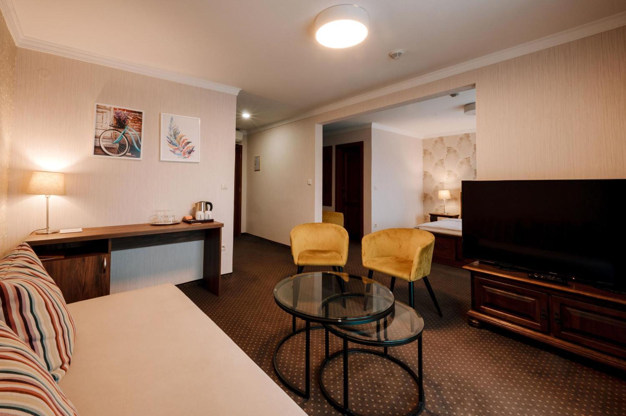 Pension Relish Rajecke Teplice Bagian luar foto