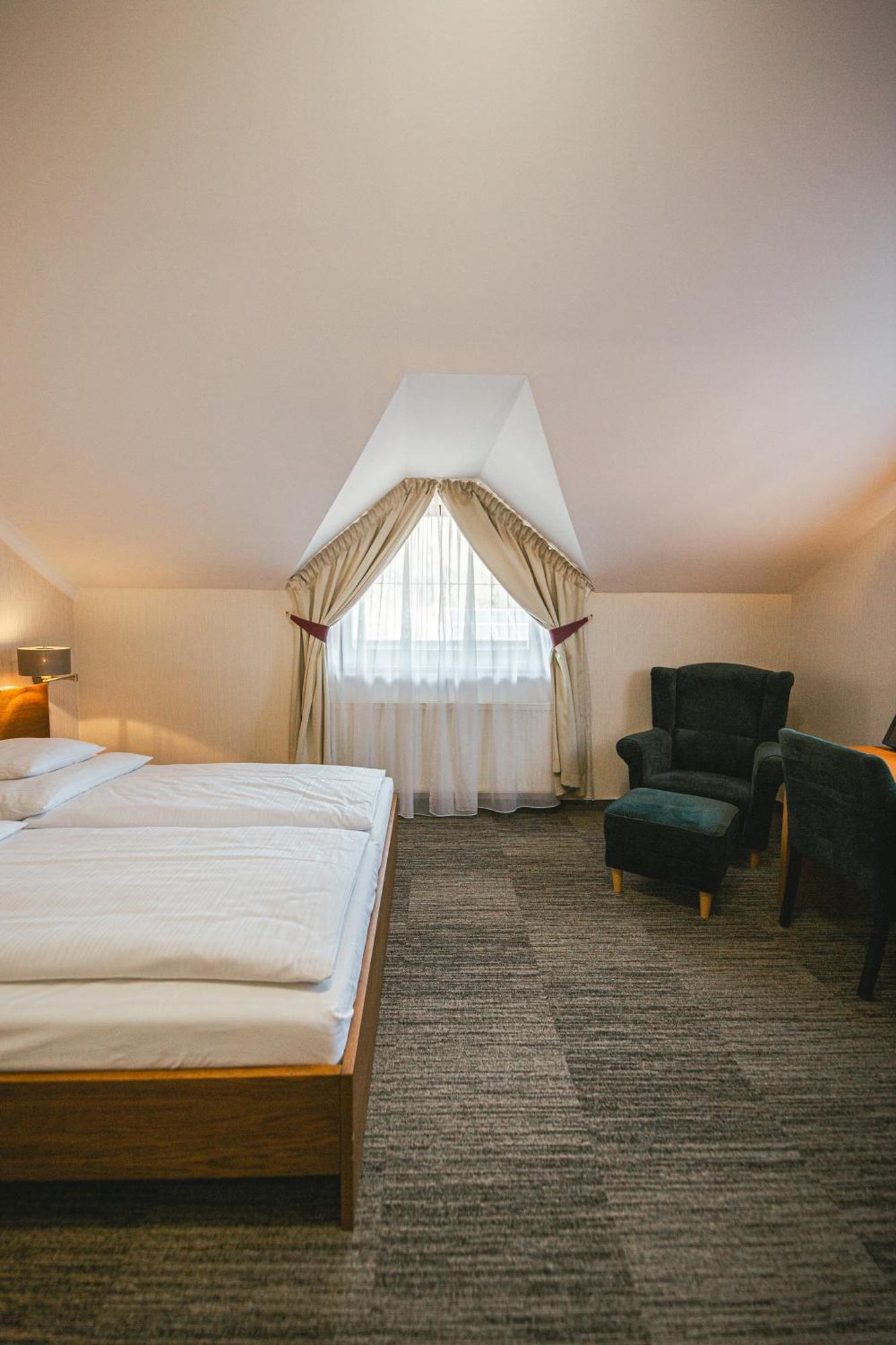 Pension Relish Rajecke Teplice Bagian luar foto